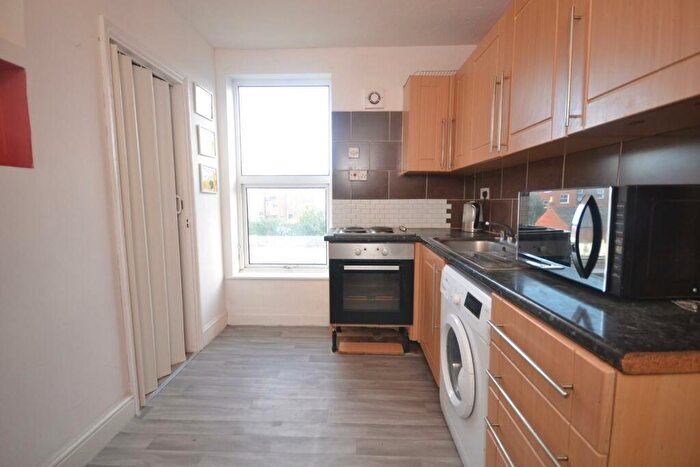 2 Bedroom Flat To Rent In Waylen Street, Reading, RG1