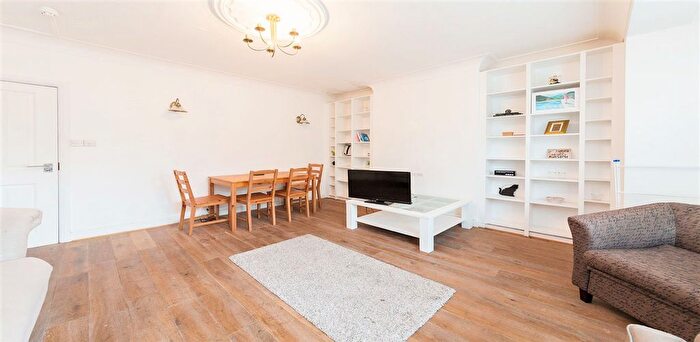 2 Bedroom Flat To Rent In Trebovir Road, London, SW5