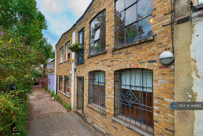 1 Bedroom Flat To Rent In Springdale Mews, London, N16