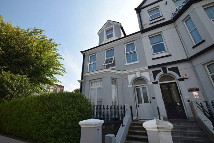 1 Bedroom Flat To Rent In Enys RoadEastbourneEast Sussex, BN21