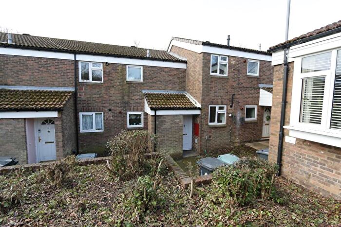 1 Bedroom Maisonette To Rent In Haddon Road, Luton, LU2