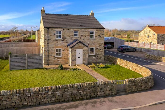 3 Bedroom End Of Terrace House For Sale In Drovers Fold, Bishop Thornton, HG3