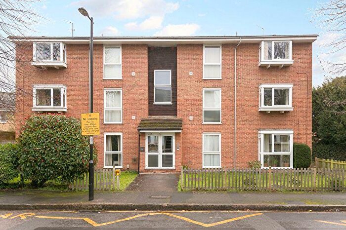 1 Bedroom Flat For Sale In Barham Road, South Croydon, CR2