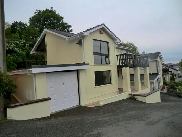 4 Bedroom Property To Rent In Beach Road, Llanreath, Pembroke Dock, SA72