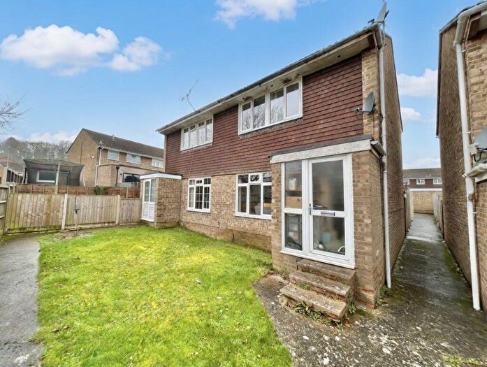 3 Bedroom Semi Detached House For Sale In Lime Tree Avenue, Yeovil, Somerset, BA20