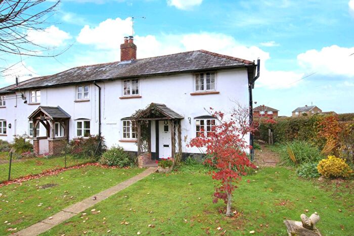 2 Bedroom Cottage For Sale In Braishfield, Romsey, SO51