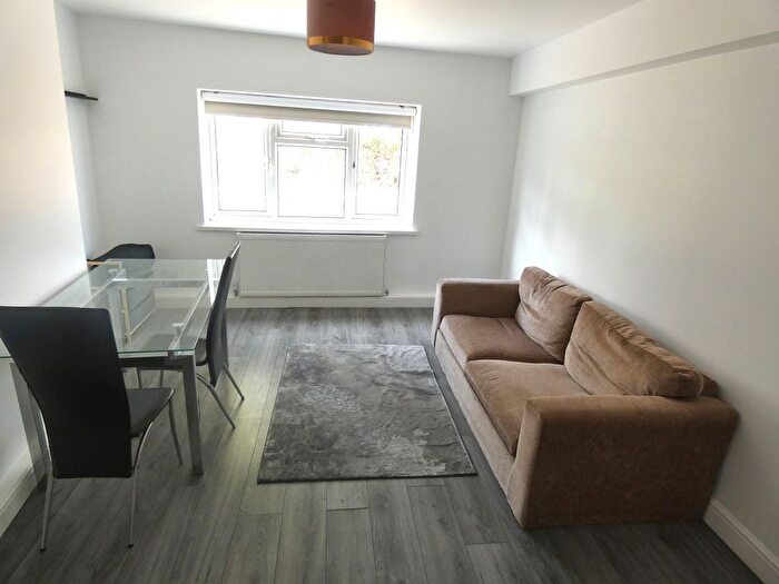 2 Bedroom Flat To Rent In Charlton Court, High Street South, London, E6