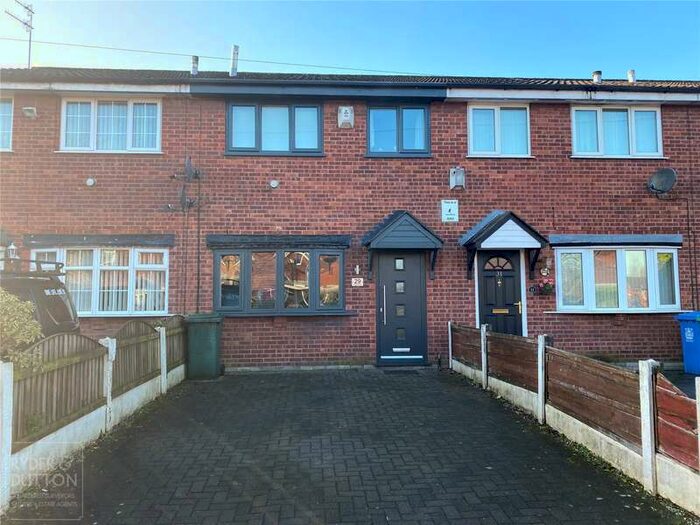 3 Bedroom Town House To Rent In Harold Street, Middleton, Manchester, M24