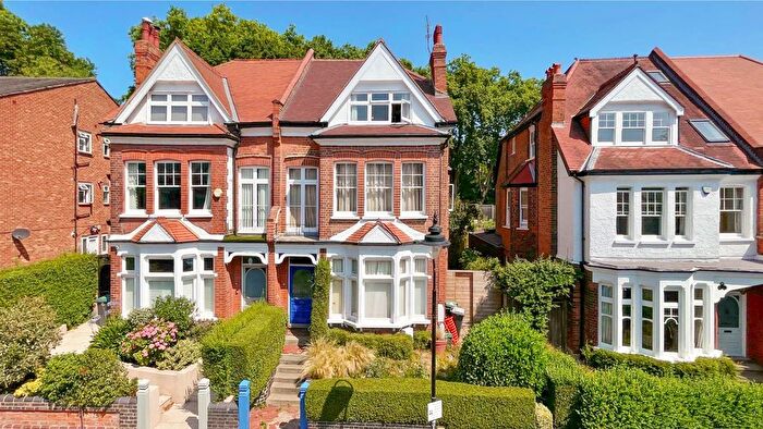 2 Bedroom Flat To Rent In Stanhope Gardens, Highgate, N6