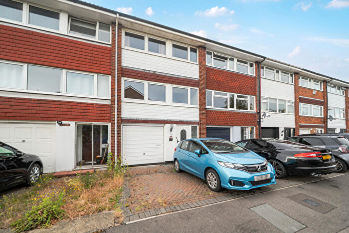 3 Bedroom Terraced House For Sale In Ladds Way, Swanley, Kent, BR8