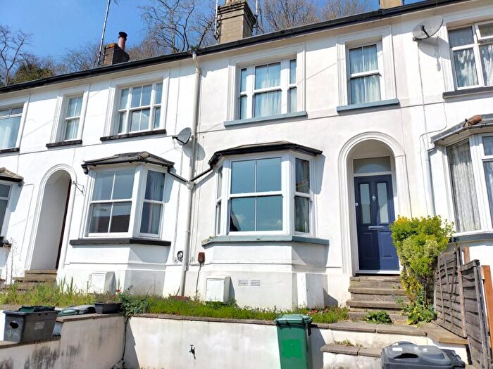 2 Bedroom Terraced House To Rent In Garlands Road, Redhill, RH1