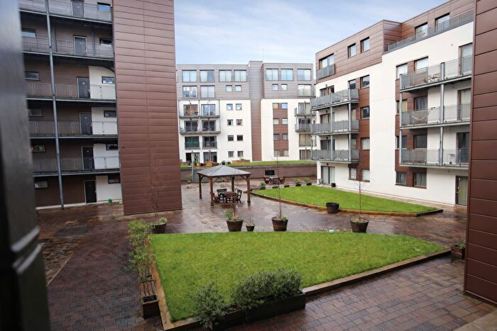2 Bedroom Flat For Sale In Isaac Way, Manchester, M4