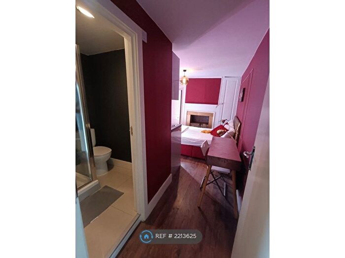 Studio To Rent In Dean Street, London, W1D