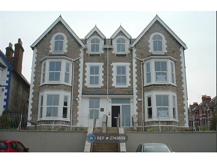 1 Bedroom Flat To Rent In The Grosvenor, Colwyn Bay, LL29