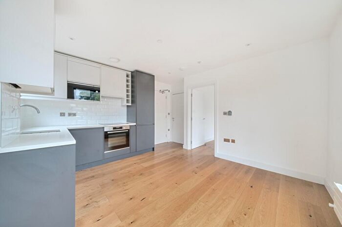 1 Bedroom Flat To Rent In Deptford Broadway Deptford, SE8