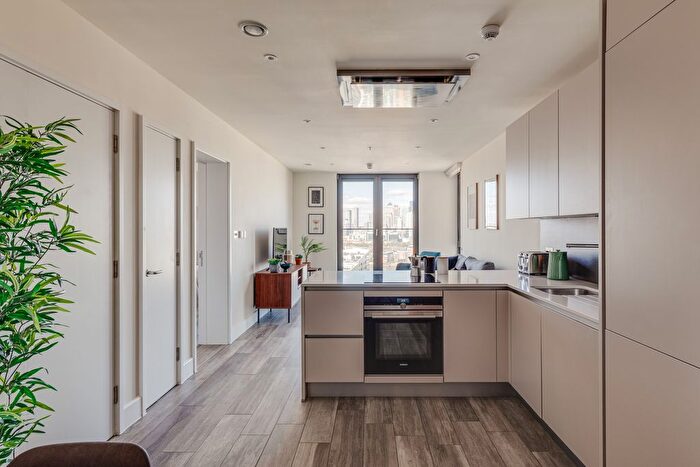 1 Bedroom Flat To Rent In Mallow Walk, Greenwich, SE8