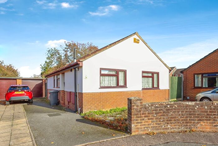 2 Bedroom Bungalow For Sale In Littlecroft Avenue, Bournemouth, Dorset, BH9