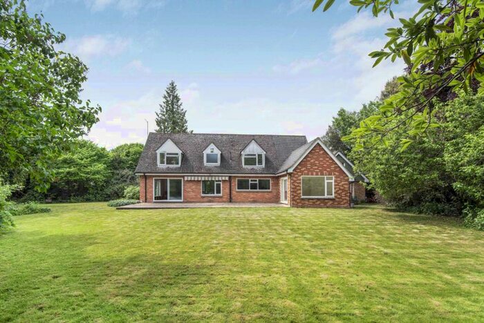 5 Bedroom Detached House For Sale In Similar Required For Disappointed Buyers - Pinkneys Green, SL6