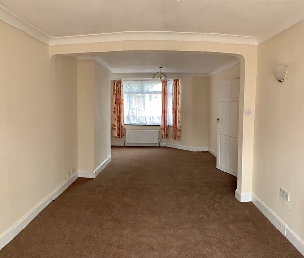 3 Bedroom Terraced House To Rent In Toorack Road, Harrow, HA3