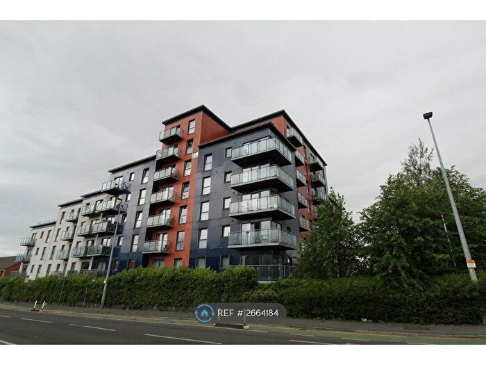 2 Bedroom Flat To Rent In Camp Street, Salford, M7