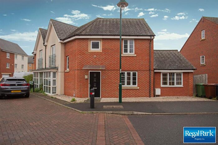 3 Bedroom Semi-Detached House For Sale In Wayside Crescent, Hampton Vale, Peterborough, PE7