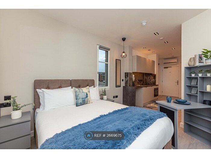 Studio To Rent In Lowlands Road, Harrow, HA1