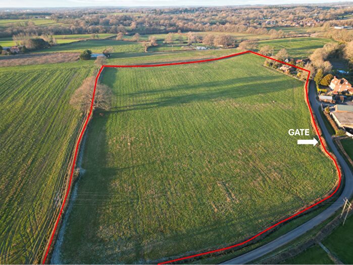 3 Bedroom Farm Land For Sale In High Trees, Netherhill Lane, SO32