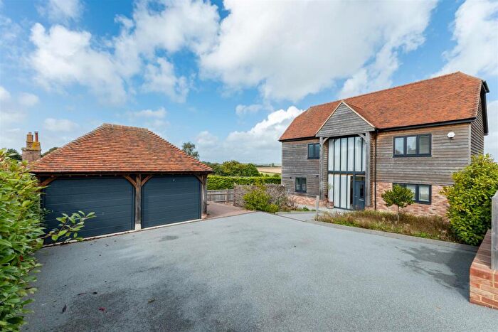 5 Bedroom Detached House For Sale In Gardner Street, Herstmonceux, Hailsham, BN27