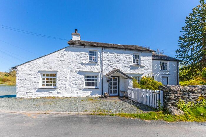 4 Bedroom Detached House For Sale In Corner Cottage, Bowland Bridge, LA11