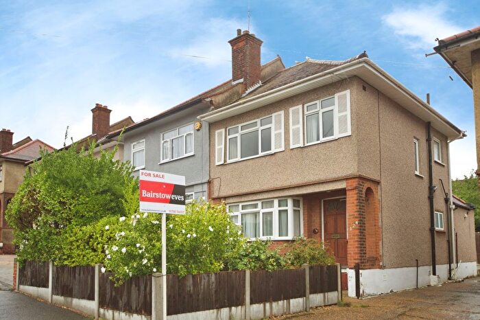3 Bedroom Semi-Detached House For Sale In Clockhouse Lane, Romford, RM5
