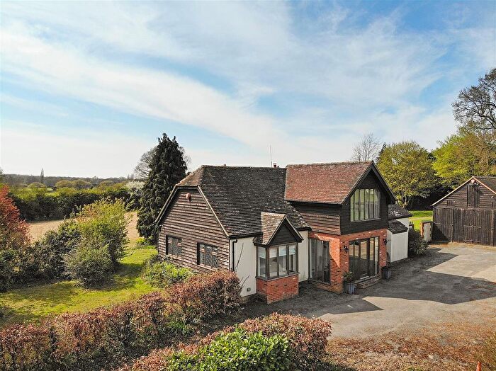 5 Bedroom Detached House For Sale In Bond Lane, Kingsnorth, Ashford, TN23