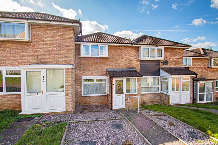 2 Bedroom Terraced House For Sale In Whitsundale Close, Finedon, NN9