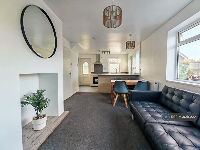 4 Bedroom End Of Terrace House To Rent In Filton Avenue, Bristol, BS34