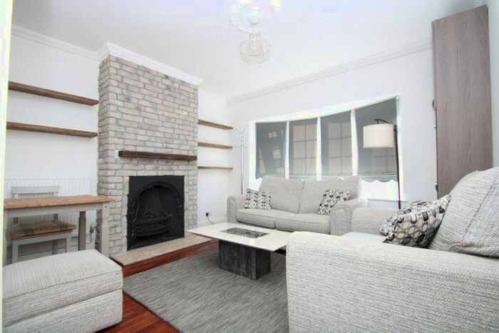 2 Bedroom Property To Rent In Old Town, Croydon, CR0