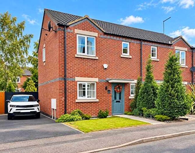 3 Bedroom Semi-Detached House For Sale In Phoenix Street, Sutton In Ashfield, NG17
