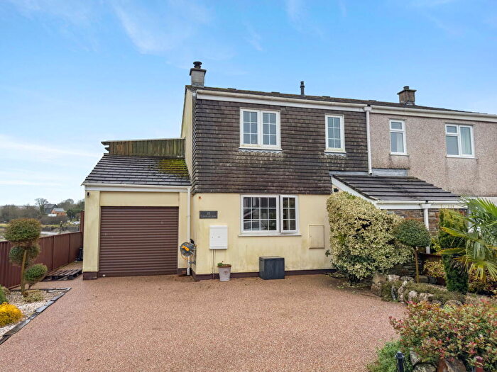 3 Bedroom Semi Detached House For Sale In Guineaport Parc, Wadebridge, PL27