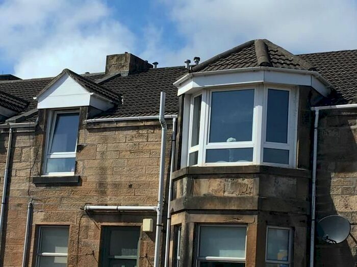 1 Bedroom Flat To Rent In Montgomery Street, Larkhall, ML9