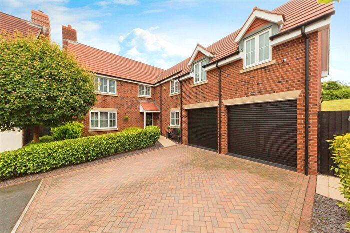 6 Bedroom Detached House For Sale In St. Augustines Drive, Weston, Crewe, Cheshire, CW2