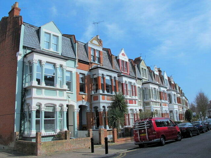 1 Bedroom Flat To Rent In Carysford Road, N7