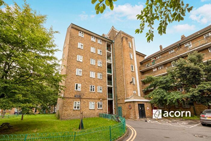 3 Bedroom Flat To Rent In Lambeth Walk London, SE11