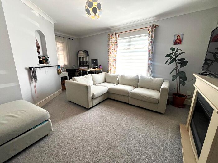 3 Bedroom House To Rent In Milton Road, Exeter, EX2