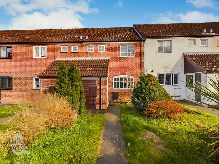 3 Bedroom Terraced House To Rent In Poplar Close, New Costessey, Norwich, NR5