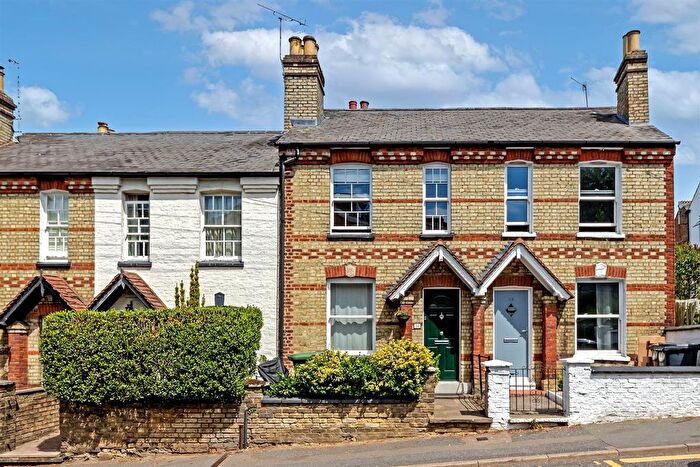 3 Bedroom Terraced House For Sale In Folly Lane, St Albans, AL3