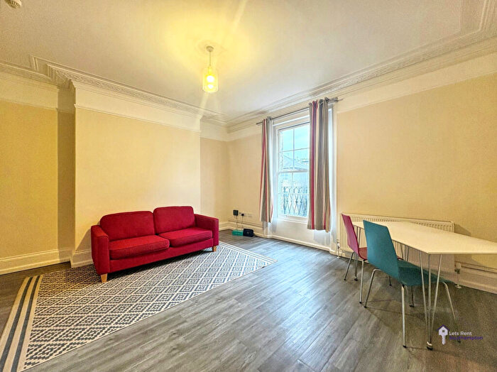 1 Bedroom Flat To Rent In Cranbury Place, Southampton, SO14