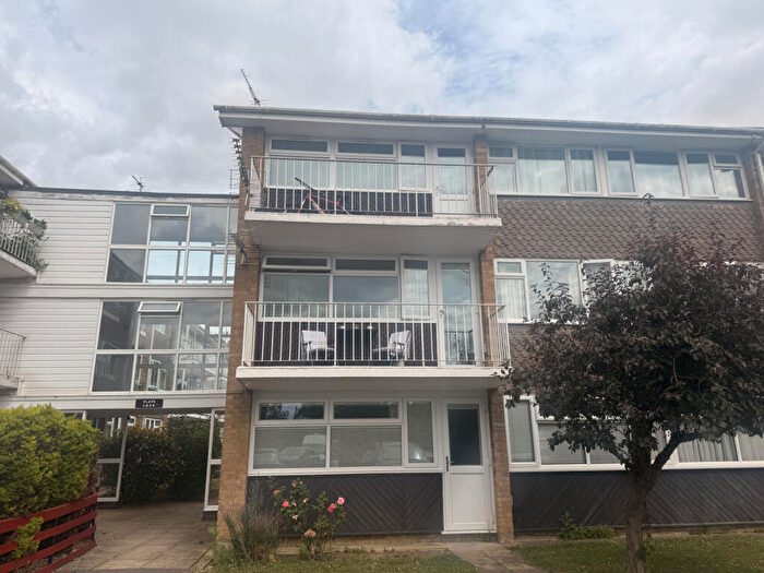 3 Bedroom Flat For Sale In Pamington Fields, Ashchurch, Tewkesbury, GL20
