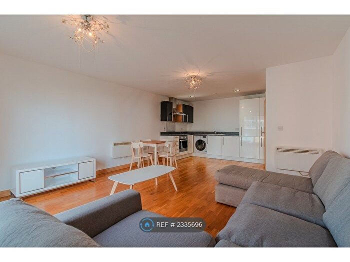 1 Bedroom Flat To Rent In Hawkins Road, Colchester, CO2