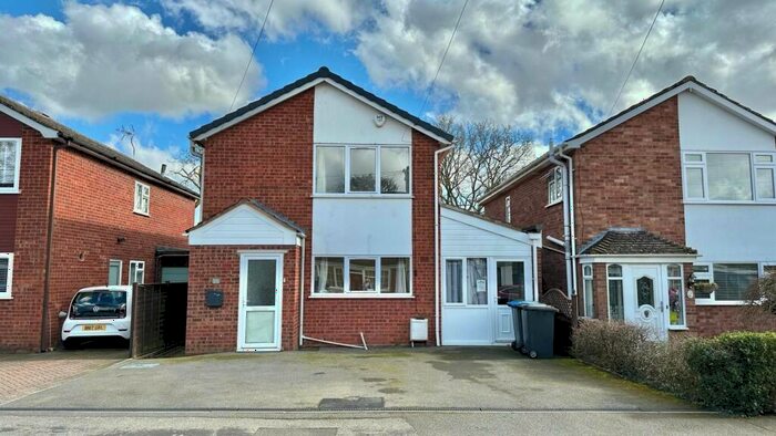 3 Bedroom Detached House To Rent In Daneswood Road, Binley Woods, Coventry, CV3