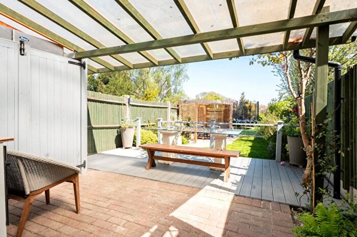 3 Bedroom End Of Terrace House For Sale In Benhill Road, Sutton, SM1