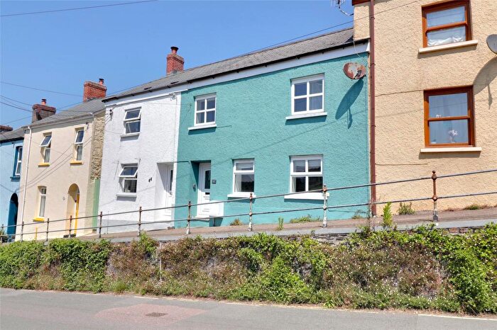 3 Bedroom Terraced House For Sale In Mill Street, Torrington, Devon, EX38