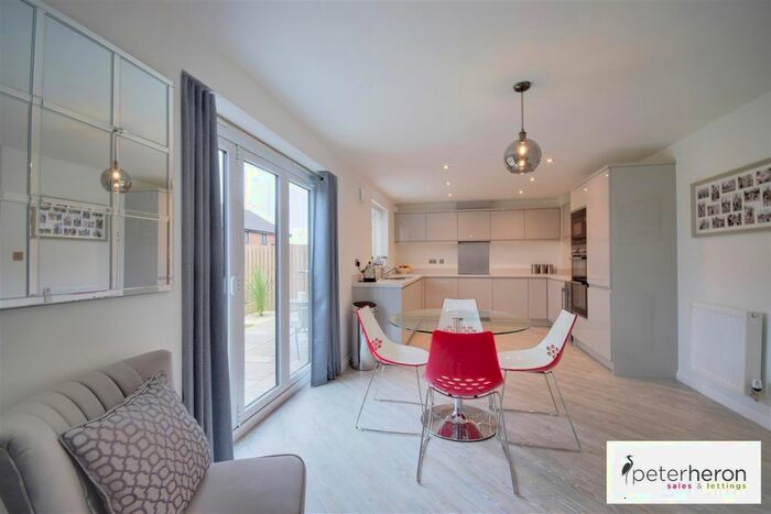 4 Bedroom Detached House For Sale In Redmill Close, South Bents, Sunderland, SR6